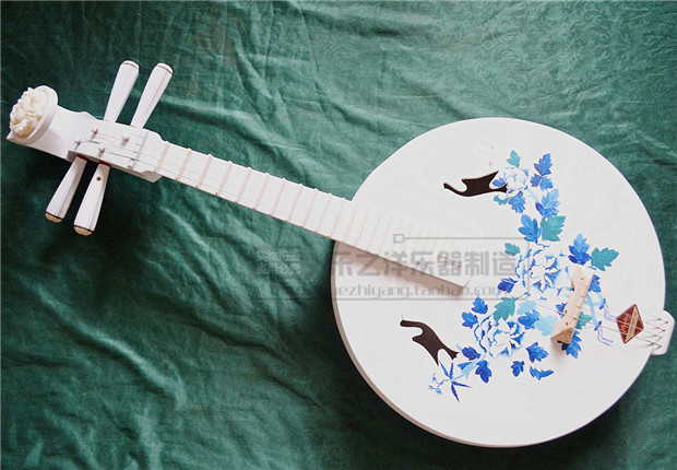 �໨������